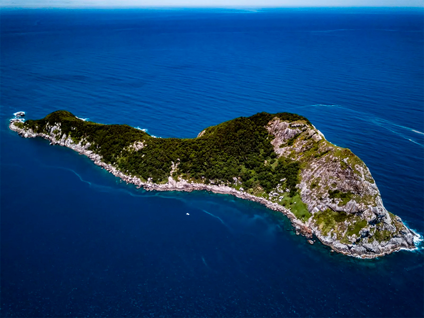 vista aérea da ilha da queimada